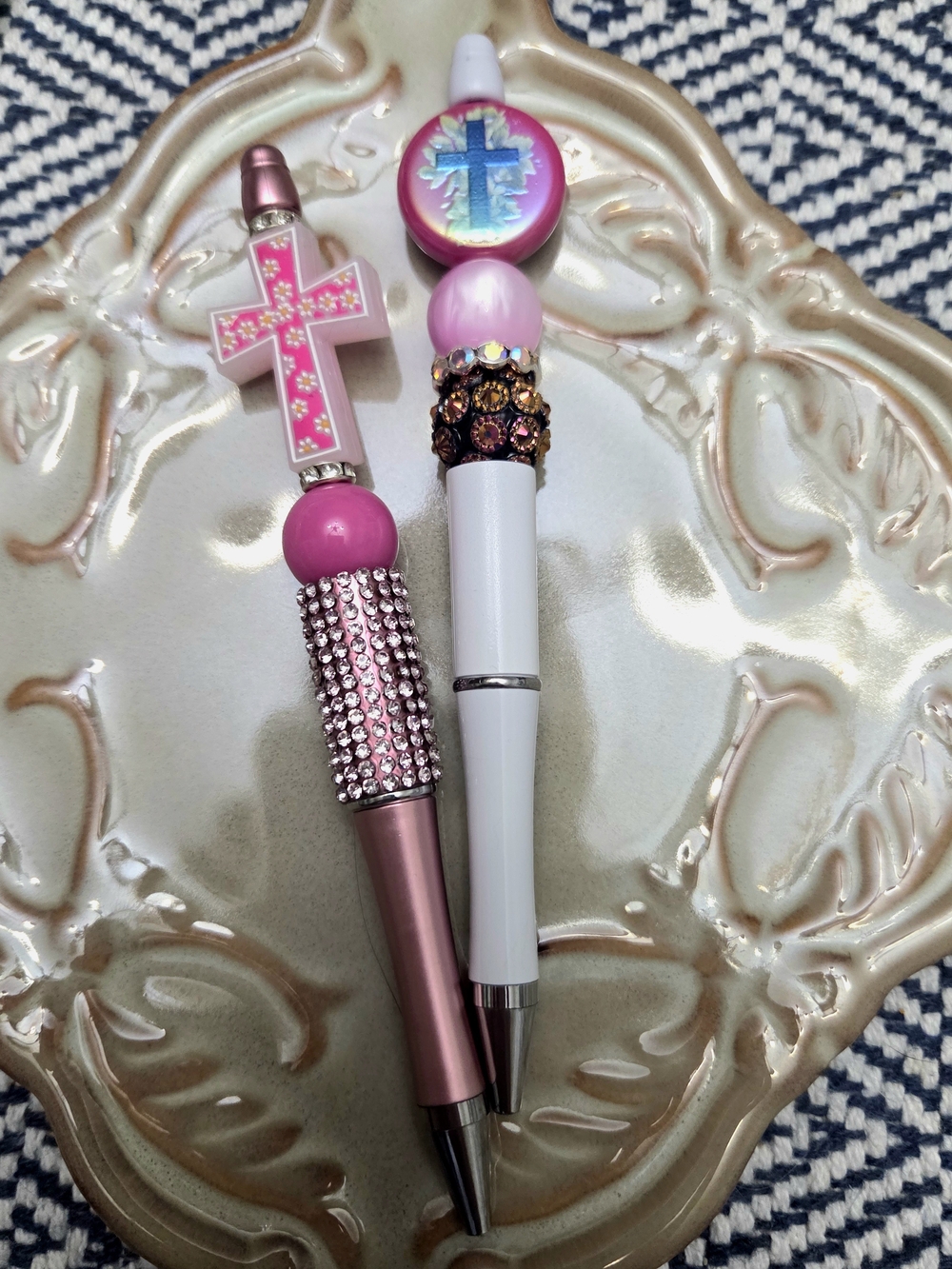 Pink Cross Decorative Pens With Religious Accent